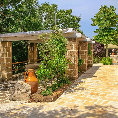 Trulli Olistici * Locorotondo