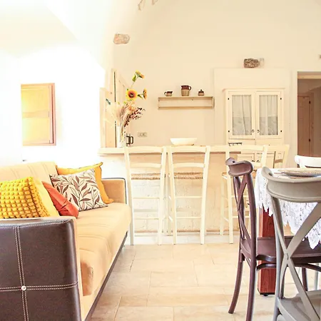 Trulli Olistici Villa *